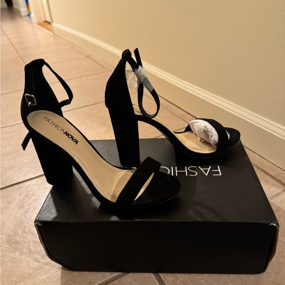 Fashion Nova Elegant Black Heels - Picture 3 of 5